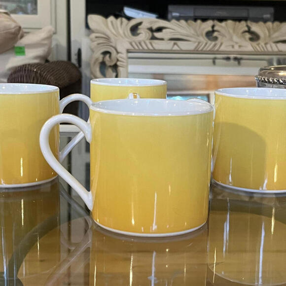 Lynn Chase Designs yellow mugs set‎ of 4 from the Accents pattern 1998 - Picture 1 of 9